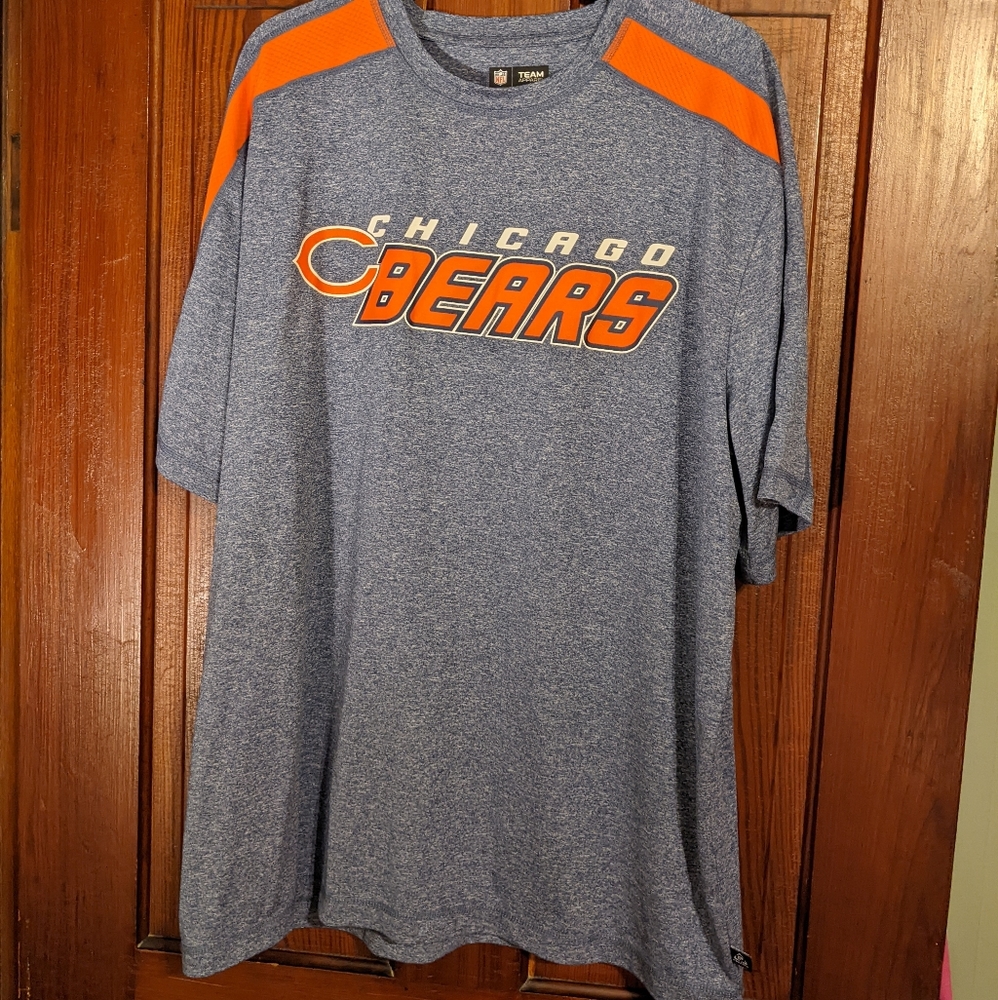 NFL Team Apparel Bears T-Shirt